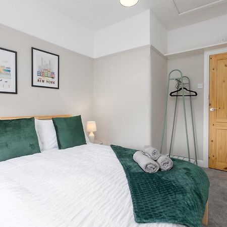 Charles Alexander Short Stay - Ansdell House Blackpool Exteriör bild