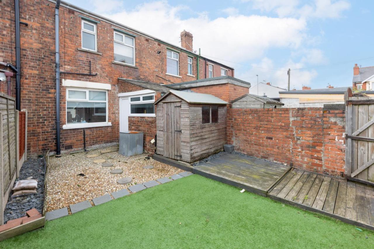 Charles Alexander Short Stay - Ansdell House Blackpool Exteriör bild