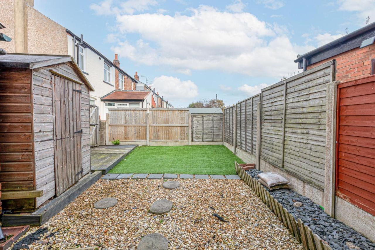 Charles Alexander Short Stay - Ansdell House Blackpool Exteriör bild
