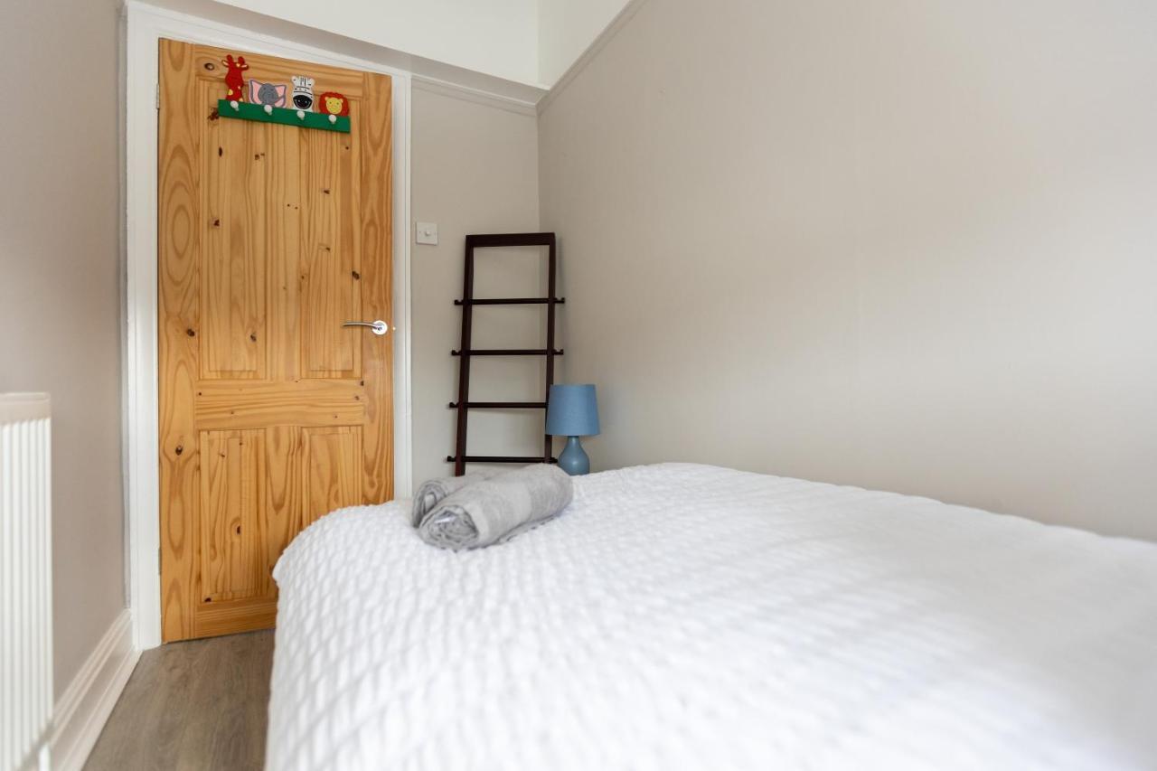 Charles Alexander Short Stay - Ansdell House Blackpool Exteriör bild